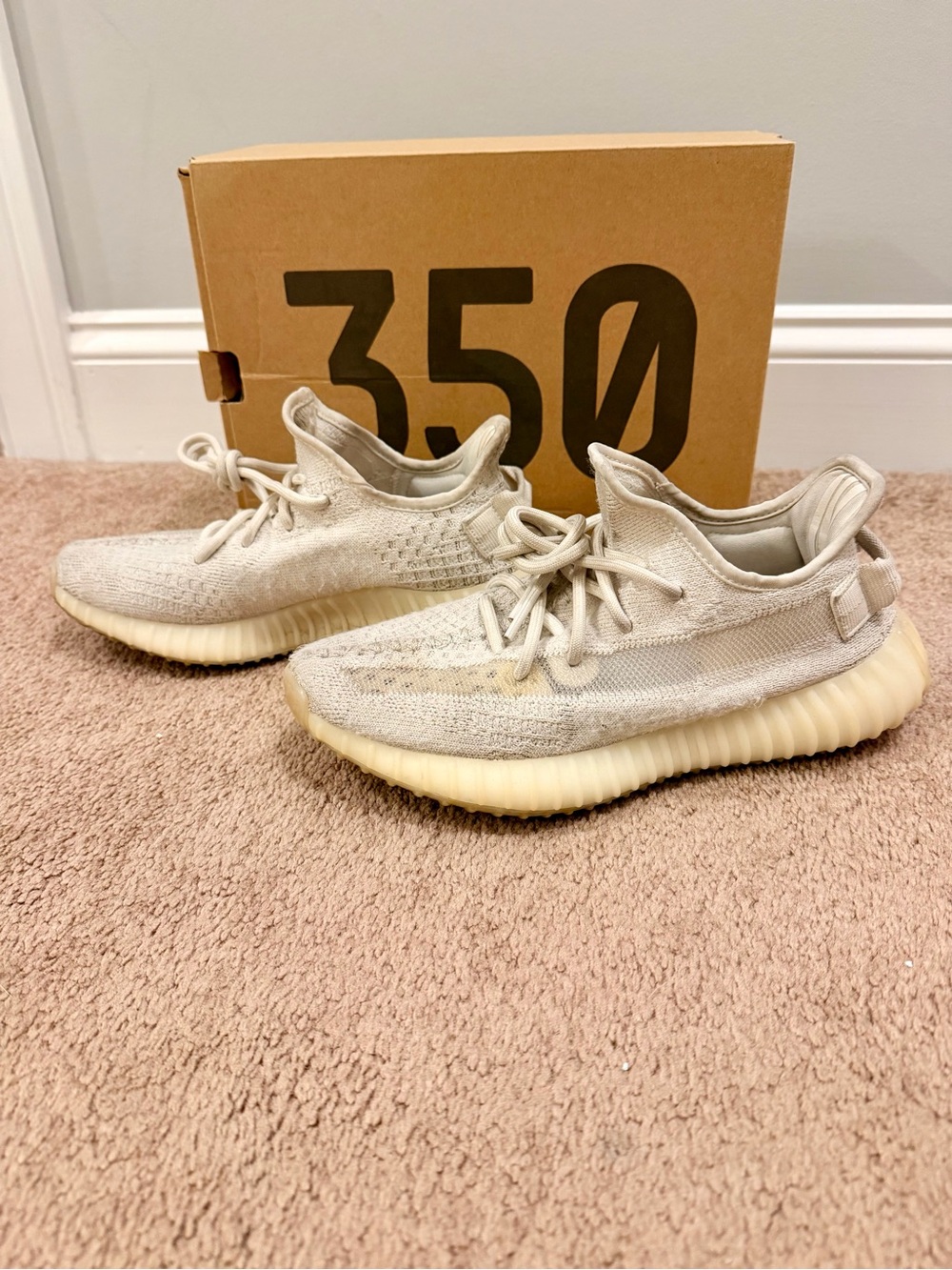 Yeezy Sneakers in white